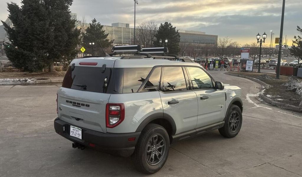 Rent ford bronco 2023